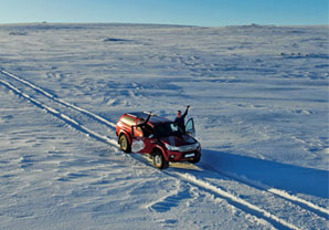 AT38 Toyota Hilux reshipment polar SUV